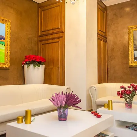 Hotel Opera 4*