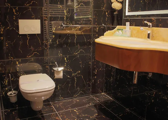 Opera 호텔 티라나