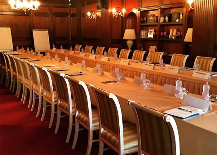 Opera 4* טיראנה