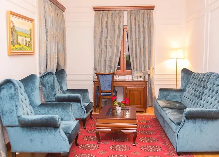 Opera 호텔 티라나