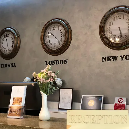 Opera 4* Τίρανα