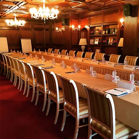 Opera 4* Tirana