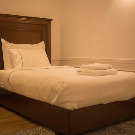 Opera 4* Tirana