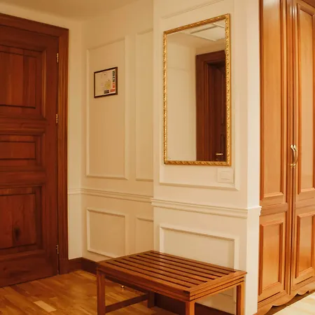 Opera 4* Tirana