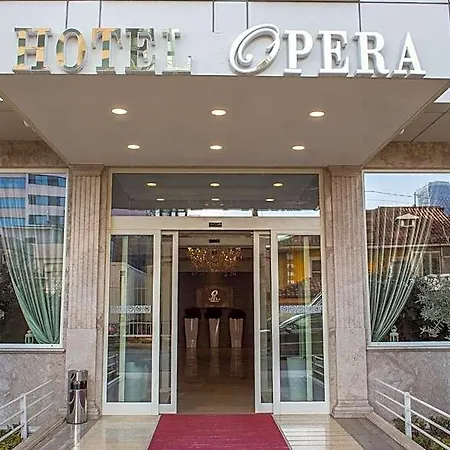 Opera 4*