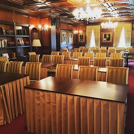 Hotel Opera