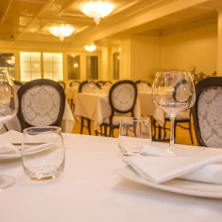 Opera 4* Τίρανα