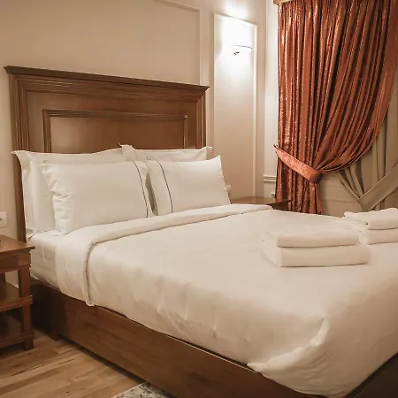 Hotel Opera 4*