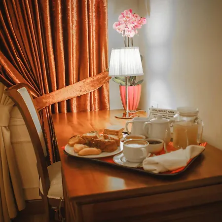 Opera 4* Tirana