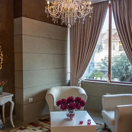فندق Opera 4*
