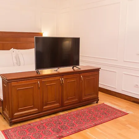 Hotel Opera