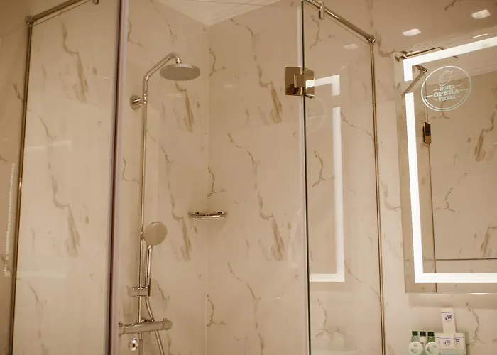 Opera 4* טיראנה